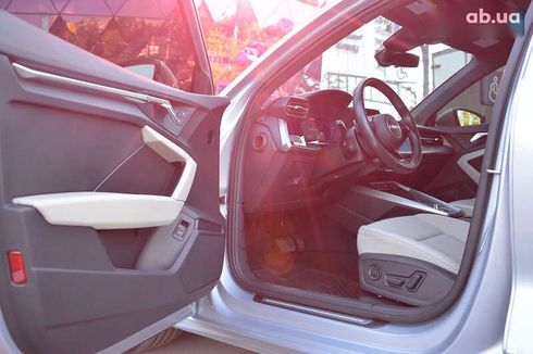Audi A3 2022 - фото 17