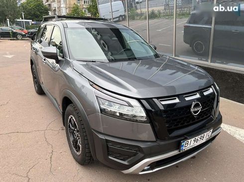 Nissan Pathfinder 2023 - фото 30