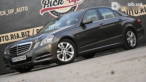 Mercedes-Benz E 250 2011 - фото 15