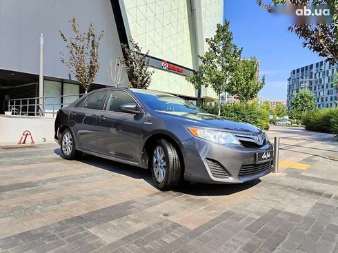 Toyota Camry 2012 - фото 27