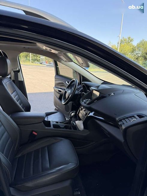 Ford Escape 2019 - фото 29