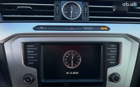 Volkswagen Passat 2017 - фото 14