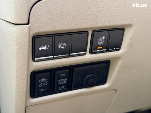 Nissan Patrol 2012 черный - фото 26