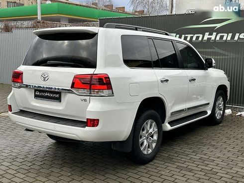 Toyota Land Cruiser 2019 - фото 23