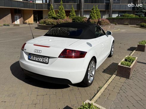 Audi TT 2007 белый - фото 9