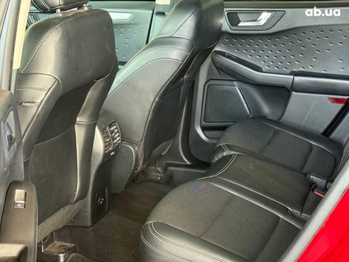 Ford Escape 2020 красный - фото 18