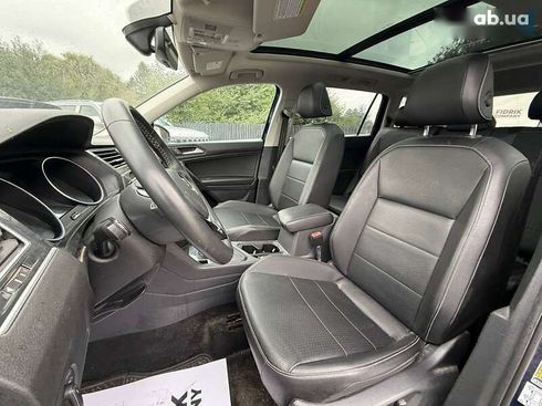 Volkswagen Tiguan 2021 - фото 16