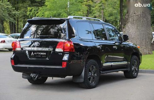 Toyota Land Cruiser 2014 - фото 6