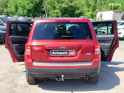 Jeep Patriot 2016 красный - фото 42