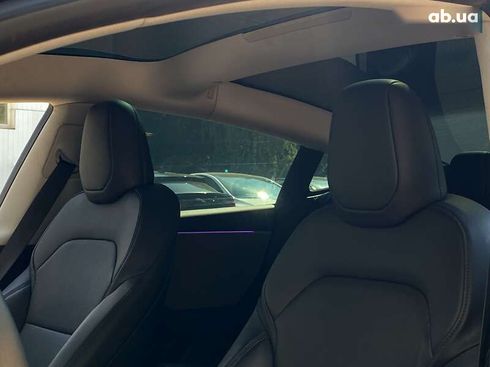 Tesla Model 3 2024 - фото 14
