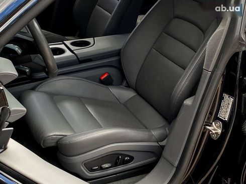 Porsche Taycan 2020 - фото 11