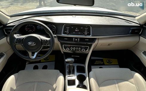 Kia Optima 2016 - фото 11