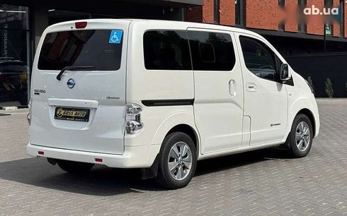 Nissan e-NV200 2015 - фото 6