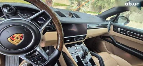 Porsche Cayenne 2021 - фото 16