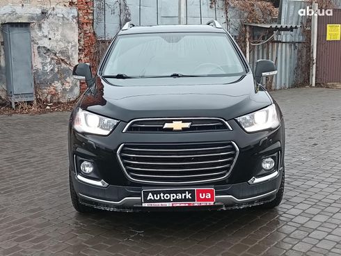 Chevrolet Captiva 2017 черный - фото 2