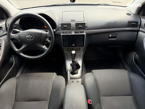 Toyota Avensis 2006 серый - фото 13