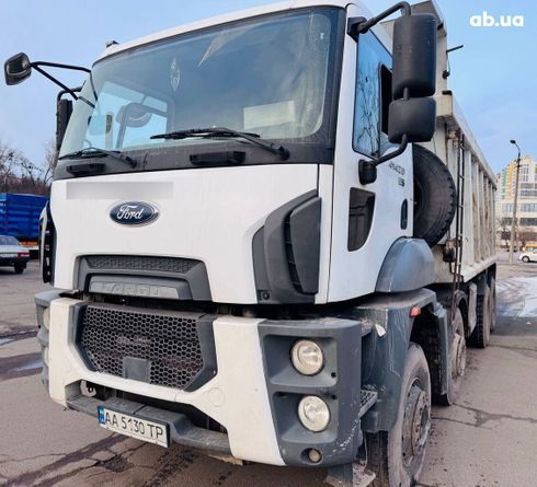 Ford Cargo 2018 - фото 2
