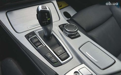 BMW 5 серия 2015 - фото 19