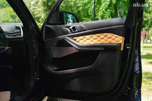 BMW X5 M 2020 - фото 26