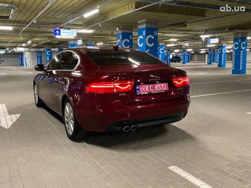 Jaguar XE 2016 - фото 3