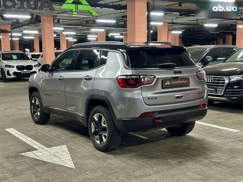 Jeep Compass 2017 - фото 9