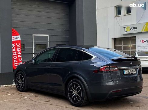 Tesla Model X 2017 - фото 8