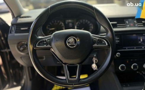 Skoda Octavia 2017 - фото 15