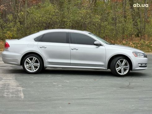 Volkswagen Passat 2013 серебристый - фото 8