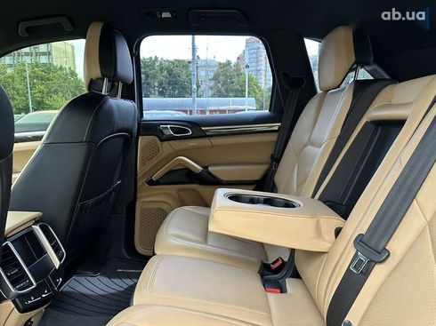 Porsche Cayenne 2014 - фото 30