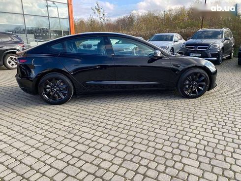 Tesla Model 3 2022 - фото 7