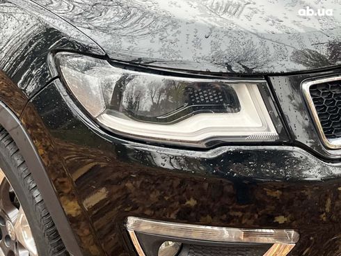 Jeep Compass 2017 черный - фото 10