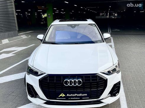 Audi Q3 2019 - фото 9