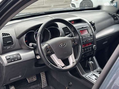 Kia Sorento 2010 - фото 16