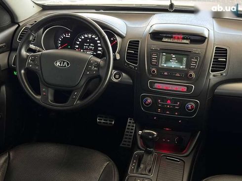 Kia Sorento 2013 - фото 19