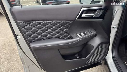 Mitsubishi Outlander 2022 - фото 13