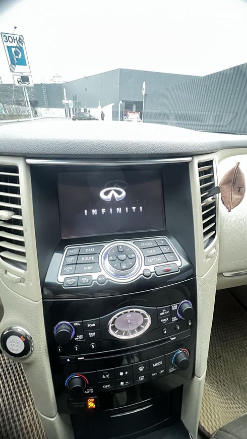Infiniti QX70 2016 черный - фото 15