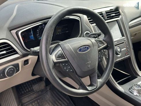 Ford Fusion 2017 - фото 17
