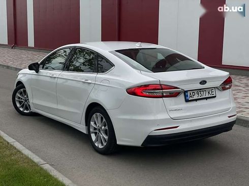 Ford Fusion 2019 - фото 6