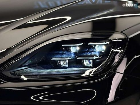 Porsche Cayenne Coupe 2025 - фото 17