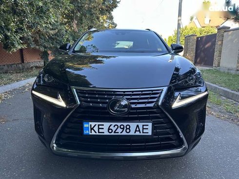 Lexus NX 2019 - фото 17
