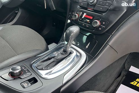Opel Insignia 2010 - фото 26