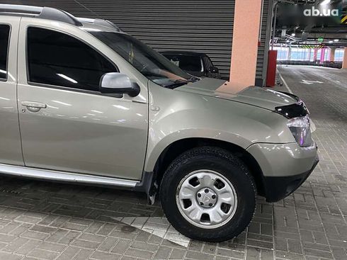 Dacia Duster 2011 - фото 3