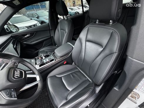 Audi Q8 2021 белый - фото 16