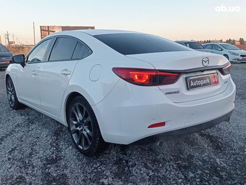 Mazda 6 2016 белый - фото 26