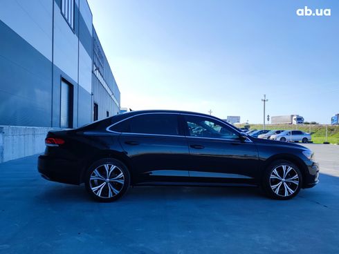 Volkswagen Passat 2020 черный - фото 10