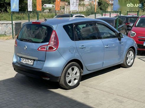 Renault Scenic 2011 - фото 14