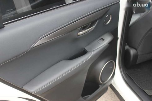 Lexus NX 2017 - фото 28