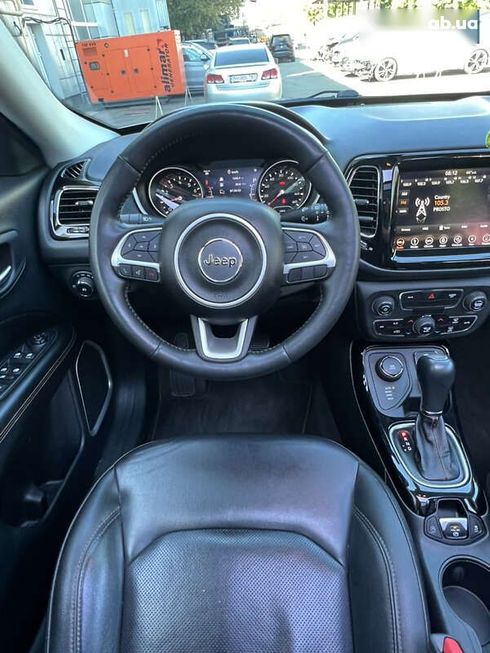 Jeep Compass 2018 - фото 17
