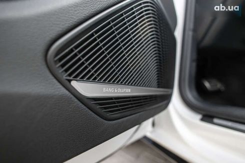 Audi A4 2019 - фото 21