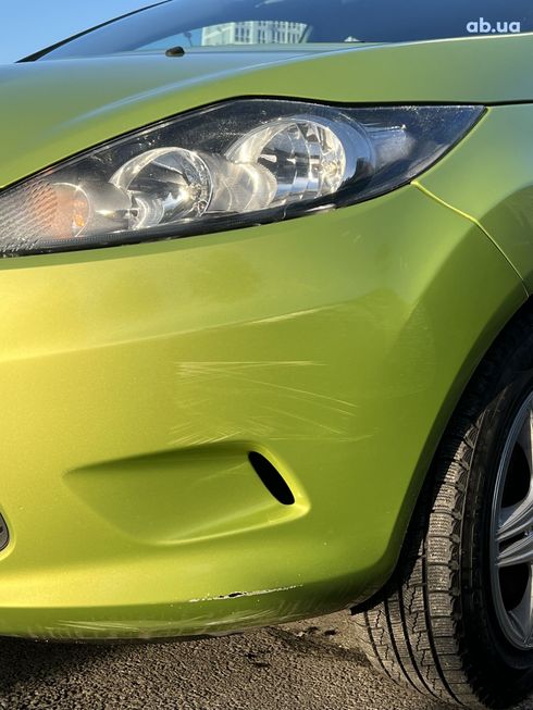 Ford Fiesta 2011 зеленый - фото 2